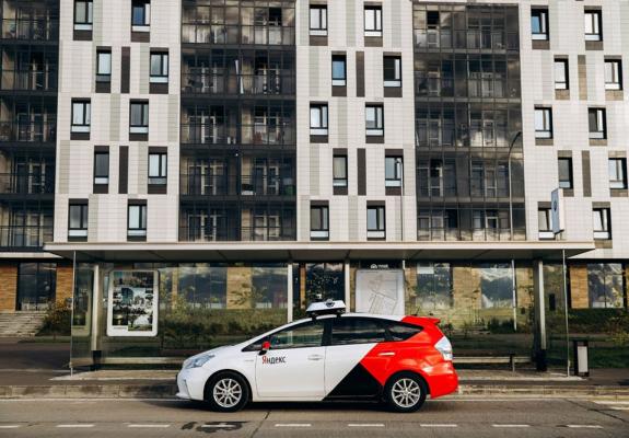 Στη Μόσχα κυκλοφορούν τα πρώτα αυτοκίνητα χωρίς οδηγό
